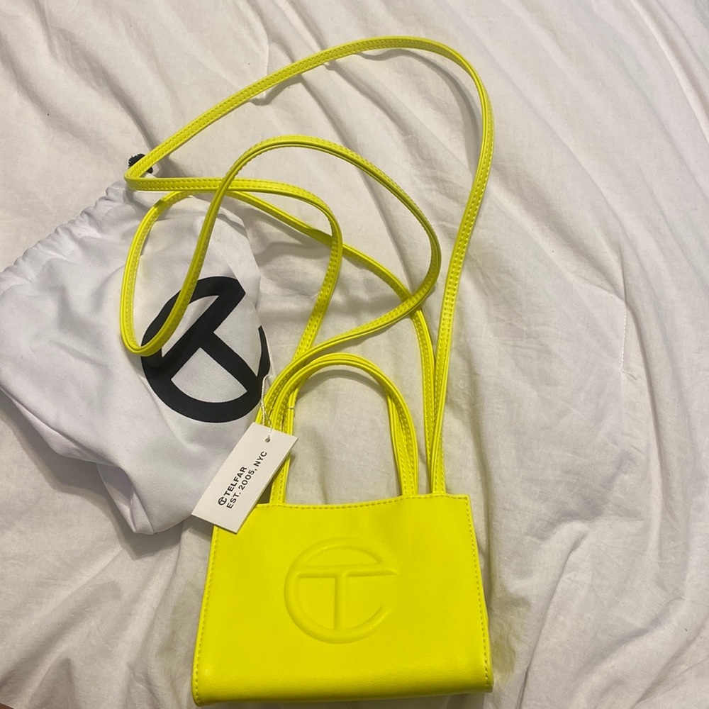 Highlighter yellow telfar bag (SMALL)
